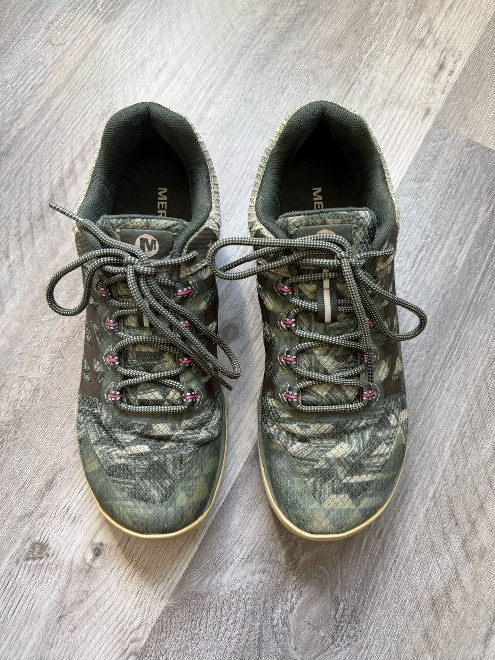 Merrell Trail Running Shoes Antora 2 Green Pink 8.5 Women’s